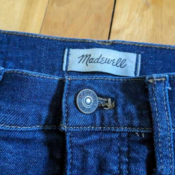 Madewell 9" Mid-Rise Skinny Jeans in Orland Wash: TENCEL™ Denim Edition - Picture 5 of 8